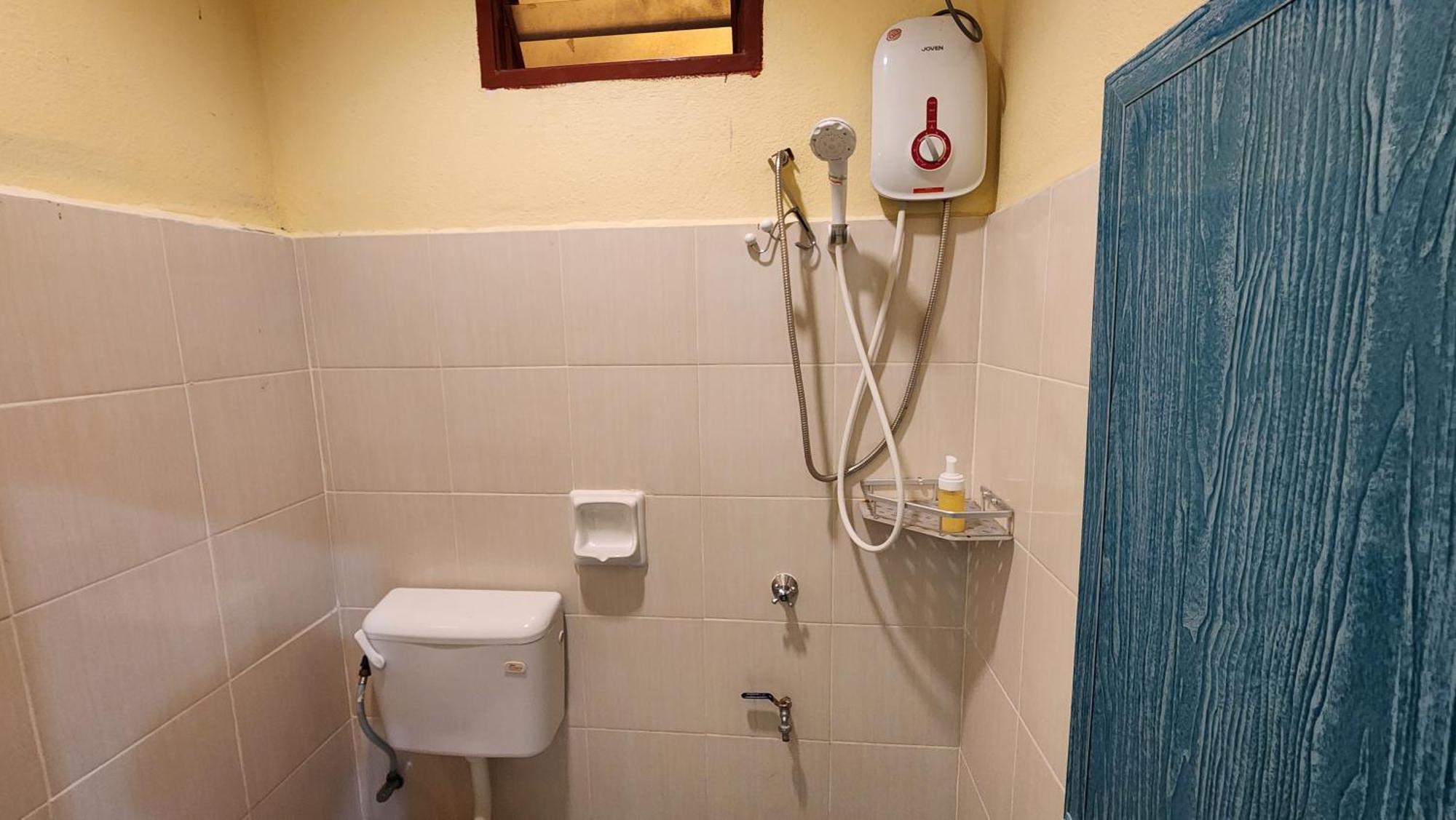 Lagenda Resthouse Cenang Beach Pantai Cenang  Ngoại thất bức ảnh